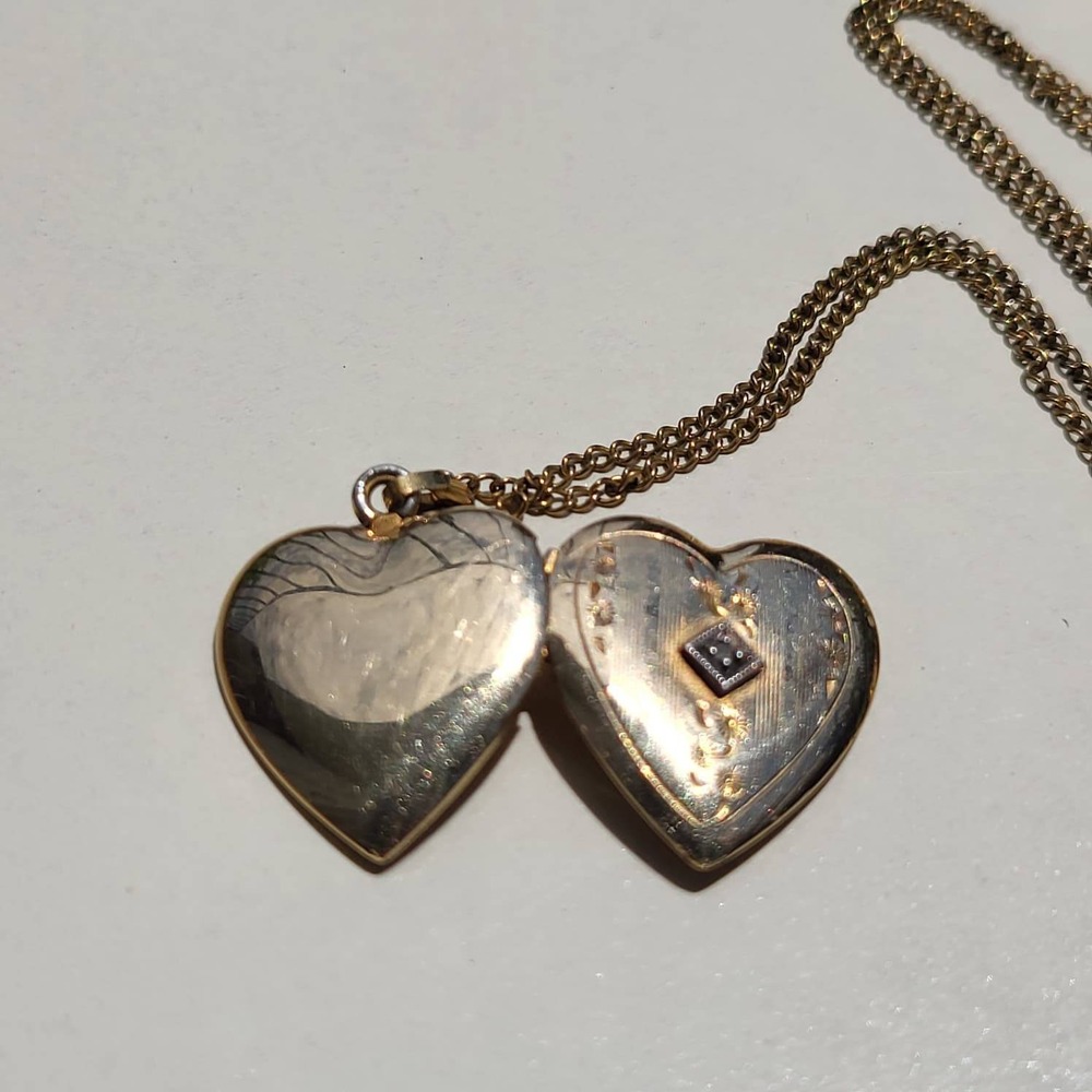 12K Gold Filled Diamond Heart Locket Necklace Vintage Etched Floral - Picture 8 of 10